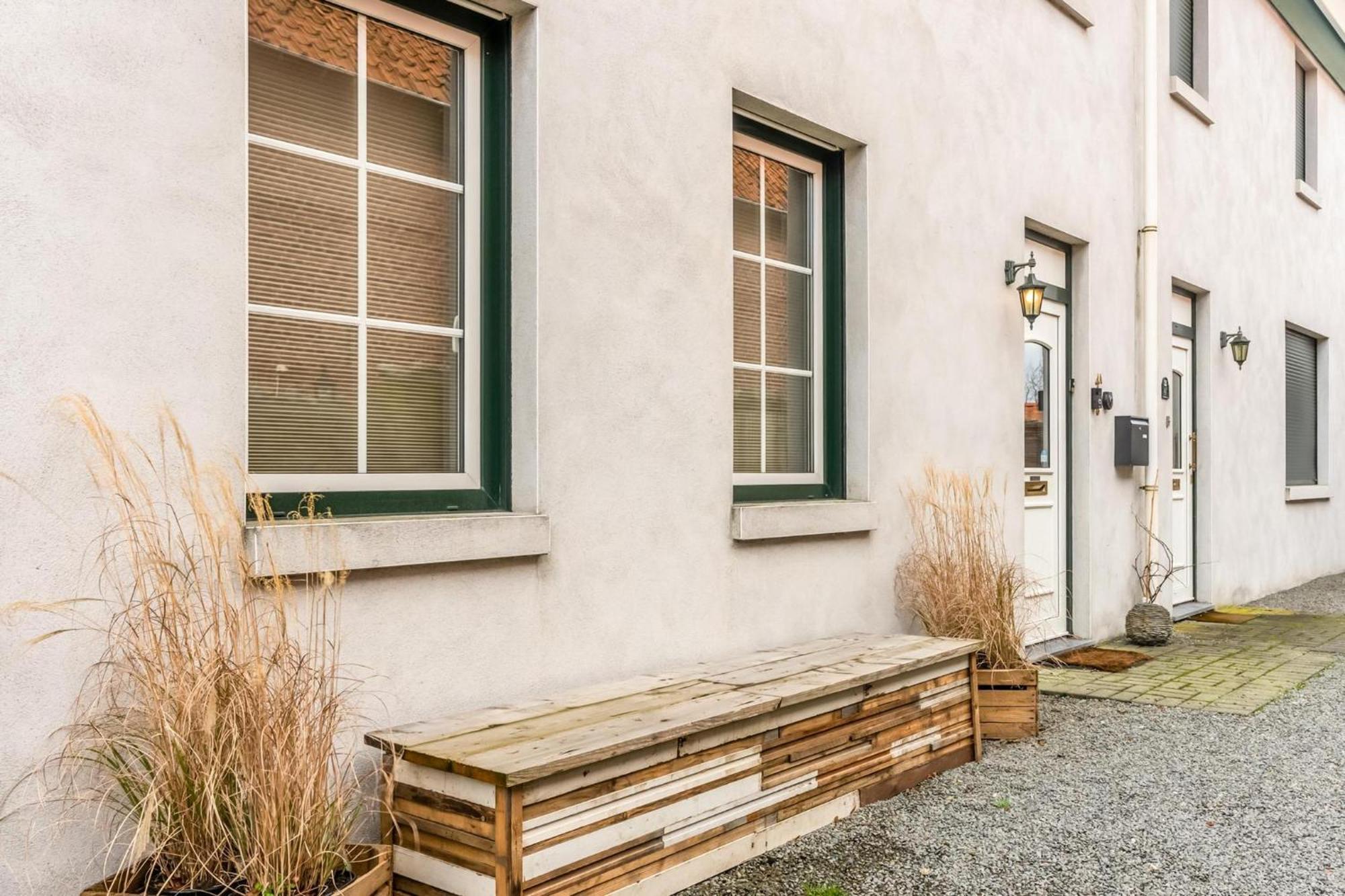 Wieler Wellness Huuske With Private Sauna Spaubeek