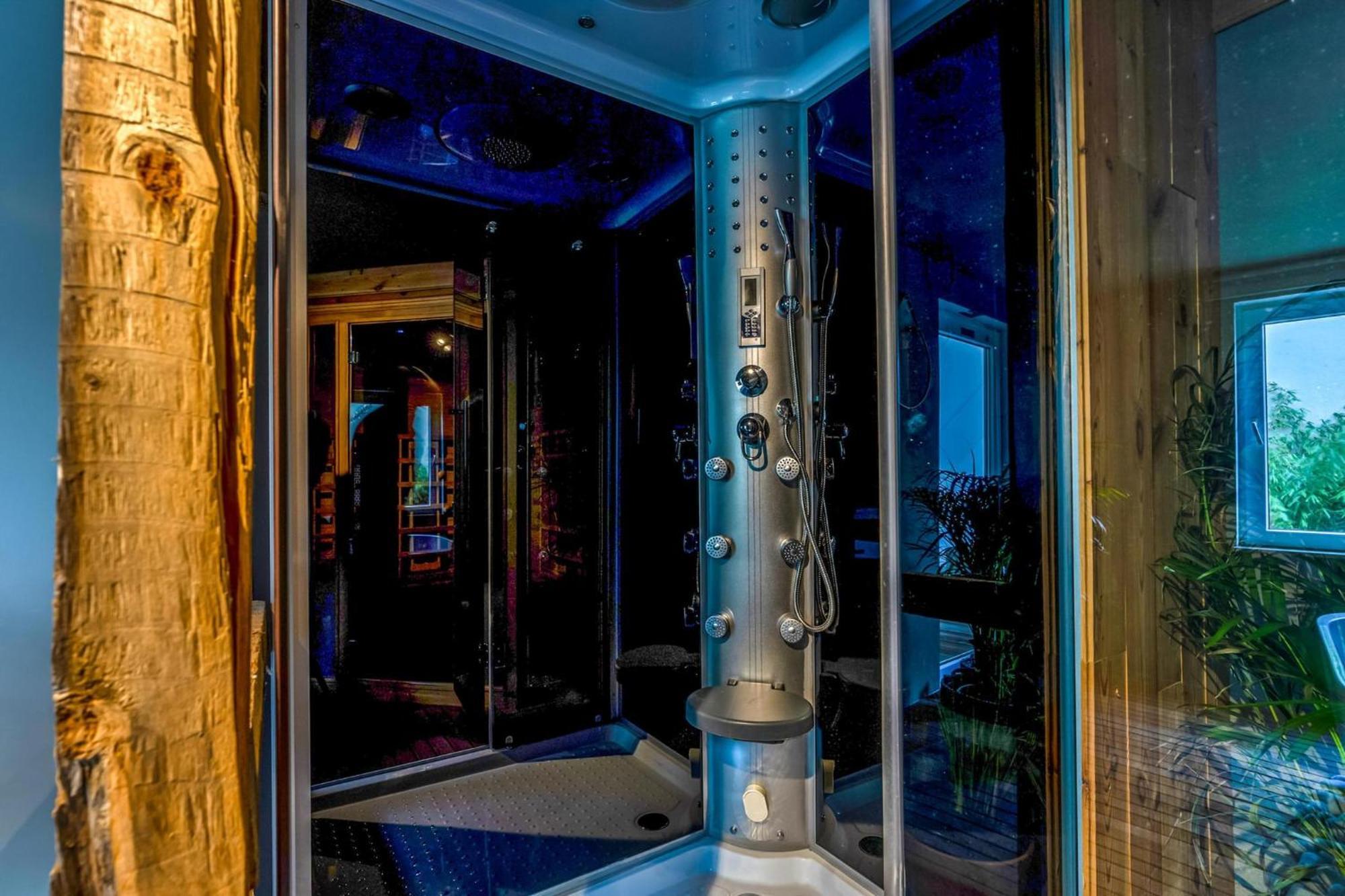 Wieler Wellness Huuske With Private Sauna *