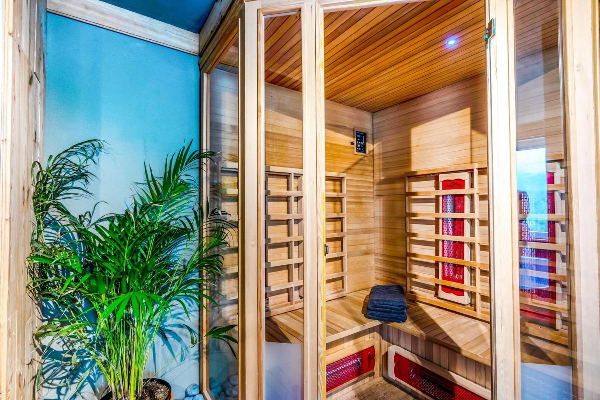 Wieler Wellness Huuske With Private Sauna * Spaubeek