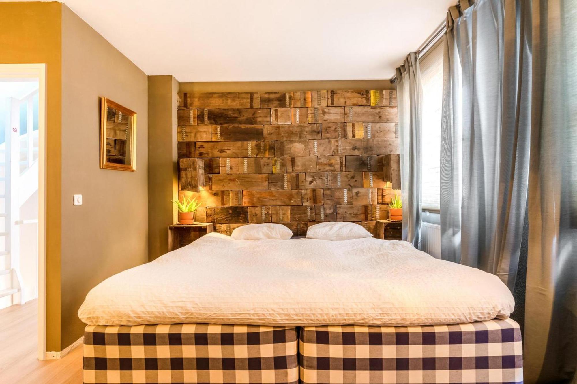Casa de Férias Wieler Wellness Huuske With Private Sauna
